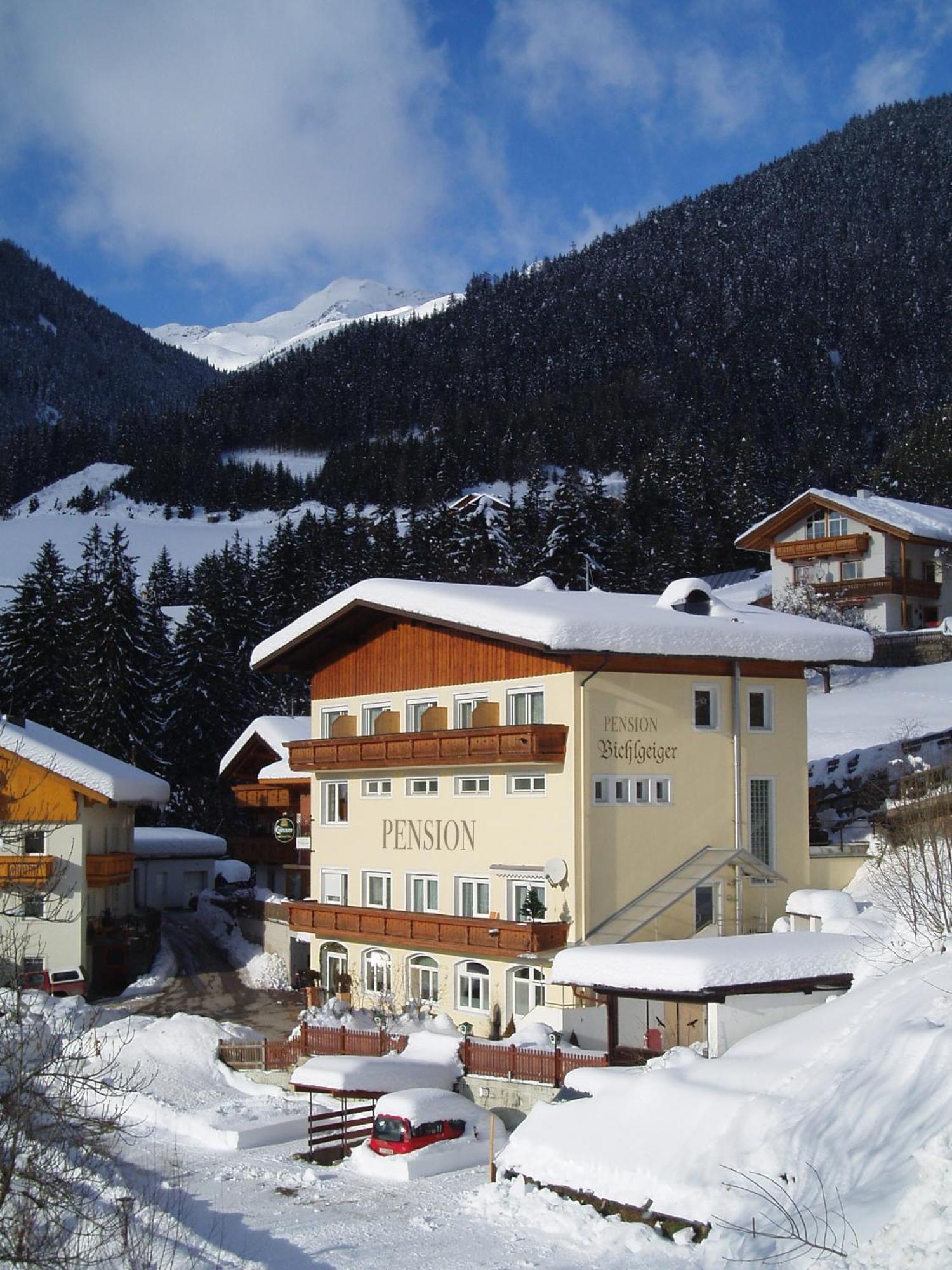 Hotel Pension Bichlgeiger Anras Exteriér fotografie