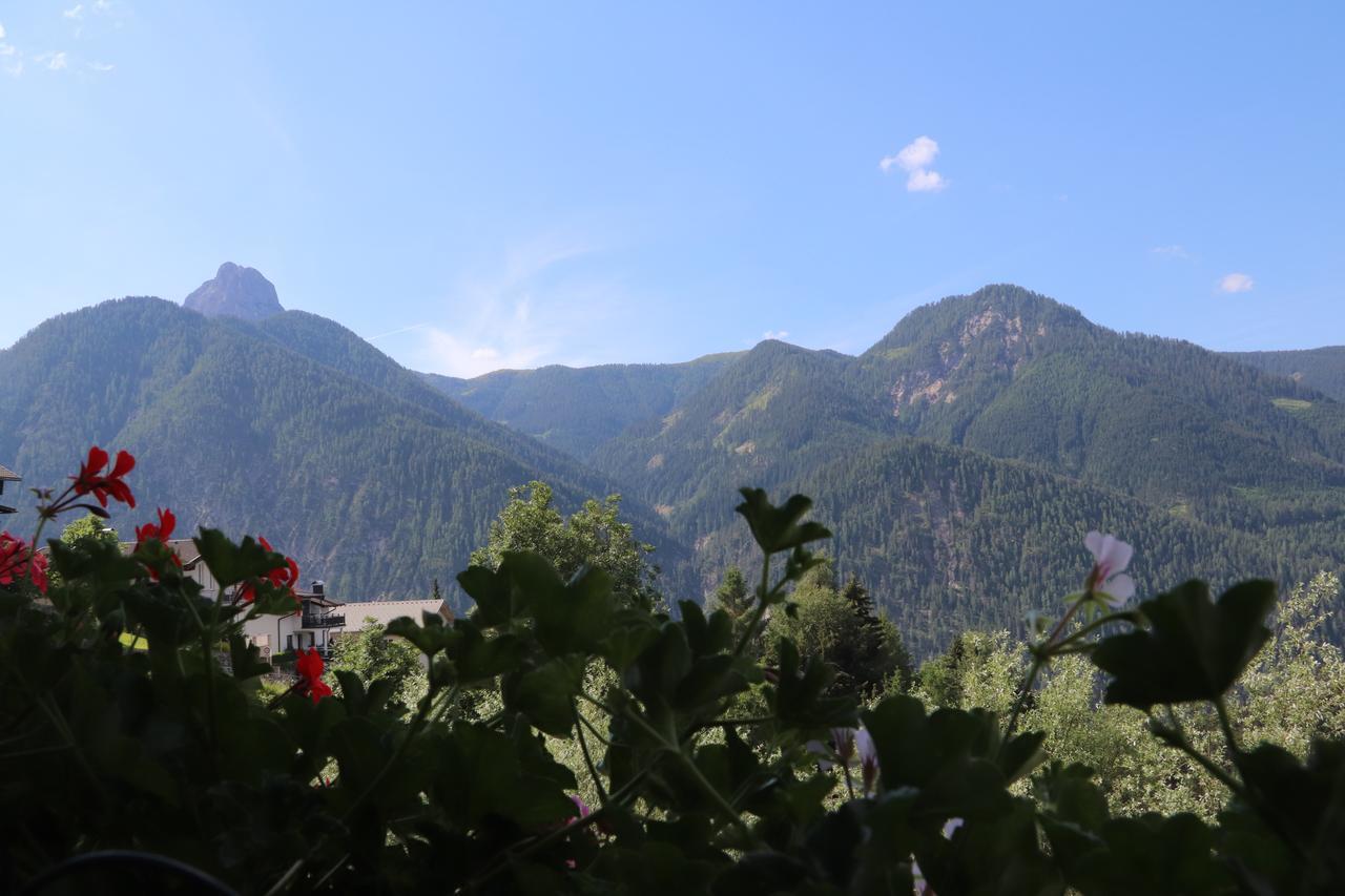 Hotel Pension Bichlgeiger Anras Exteriér fotografie